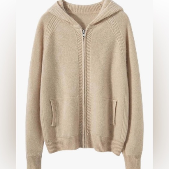 Shabaduer Cashmere & Wool blend Knit Hoodie and Pants Set - Picture 4 of 9